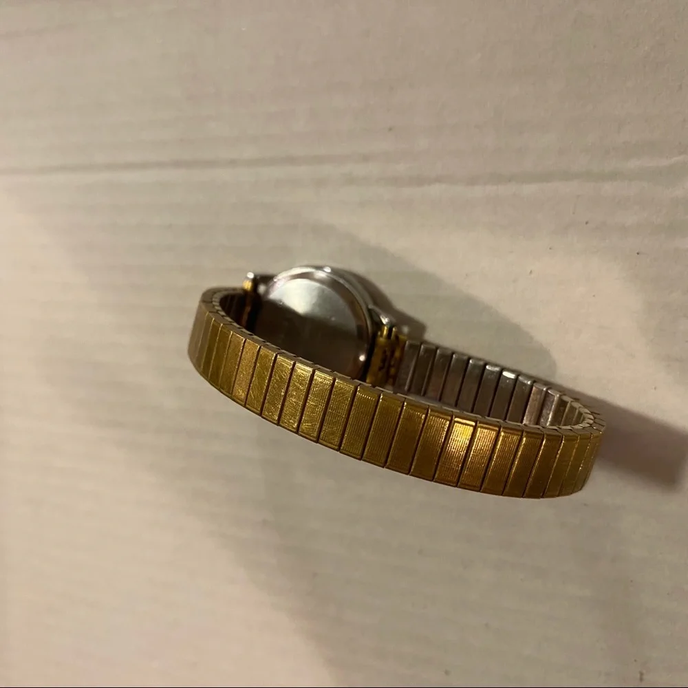 Timex Indiglo‎ CR1216 women’s watch